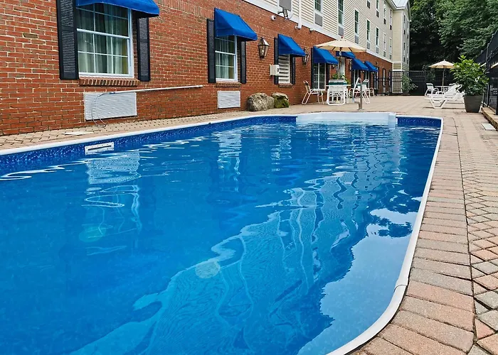 Comfort Inn&Suites Sturbridge-Brimfield