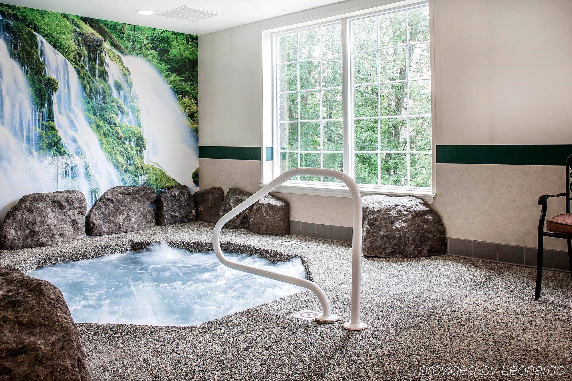 Comfort & Sturbridge-brimfield Hotel