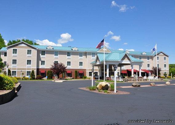 Comfort & Sturbridge-brimfield Hotel 3*