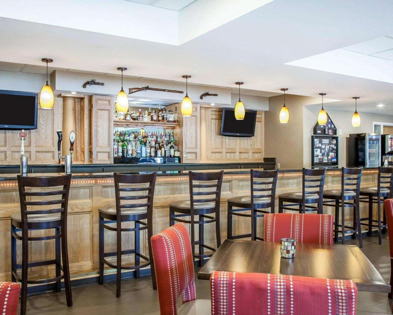 Hotel Comfort & Sturbridge-brimfield Sturbridge