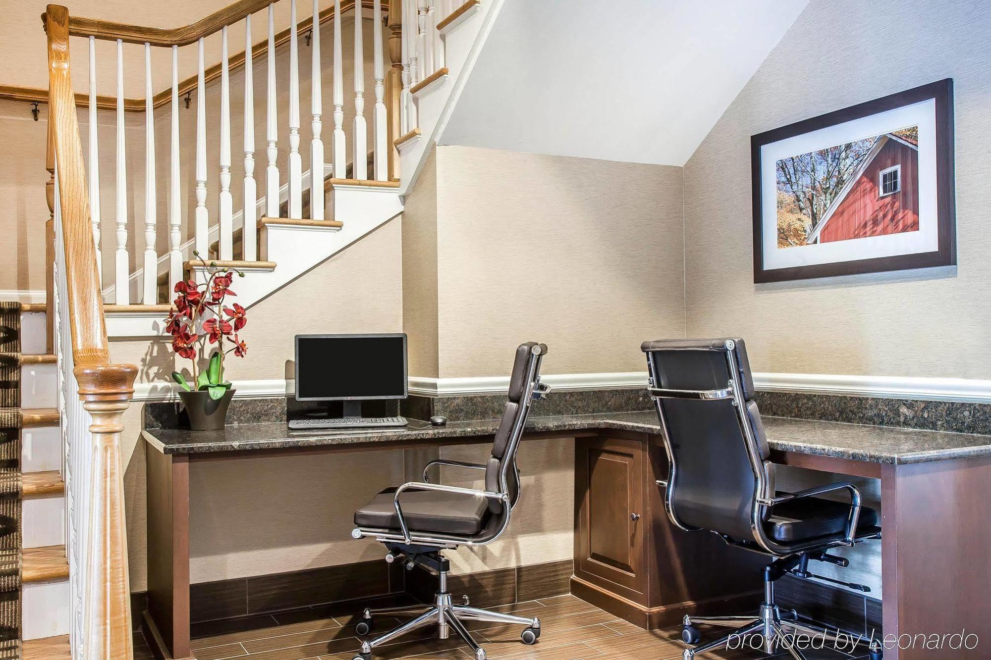 Hotel Comfort & Sturbridge-brimfield