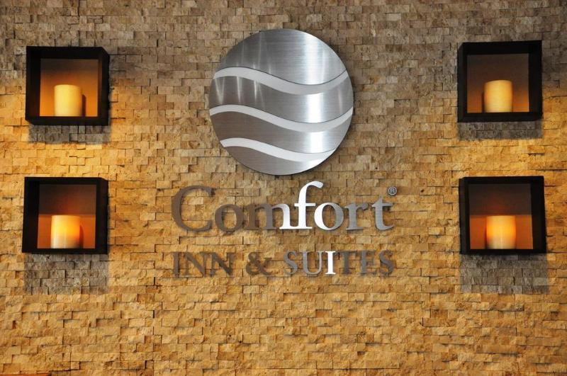 Hotel Comfort & Sturbridge-brimfield 3*