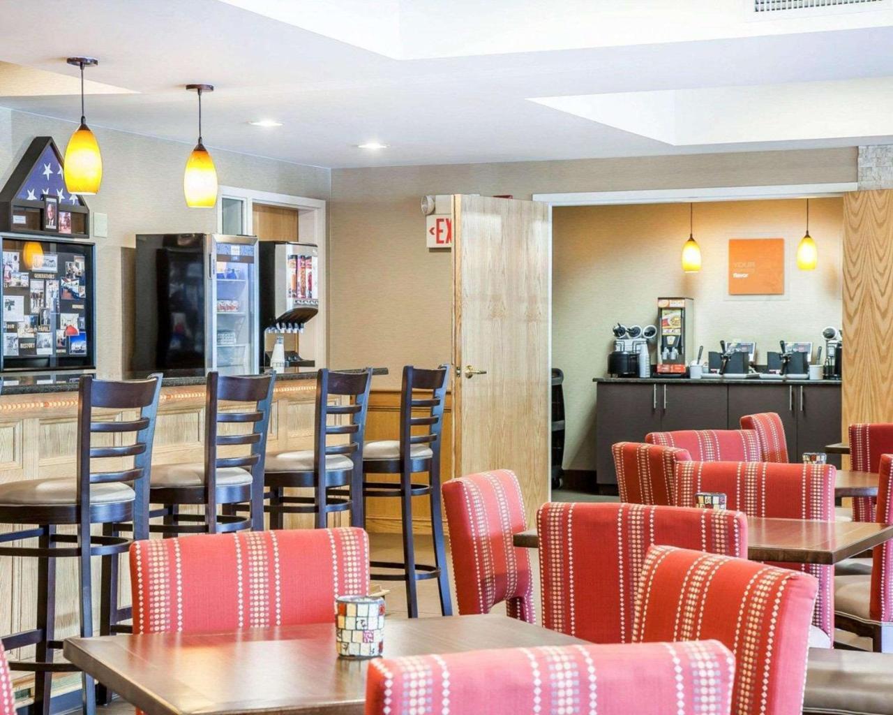 Comfort & Sturbridge-brimfield Hotel